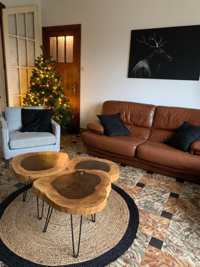Gezellige Villa Met Open Haard En Zonnige Tuin. Doische Luaran gambar