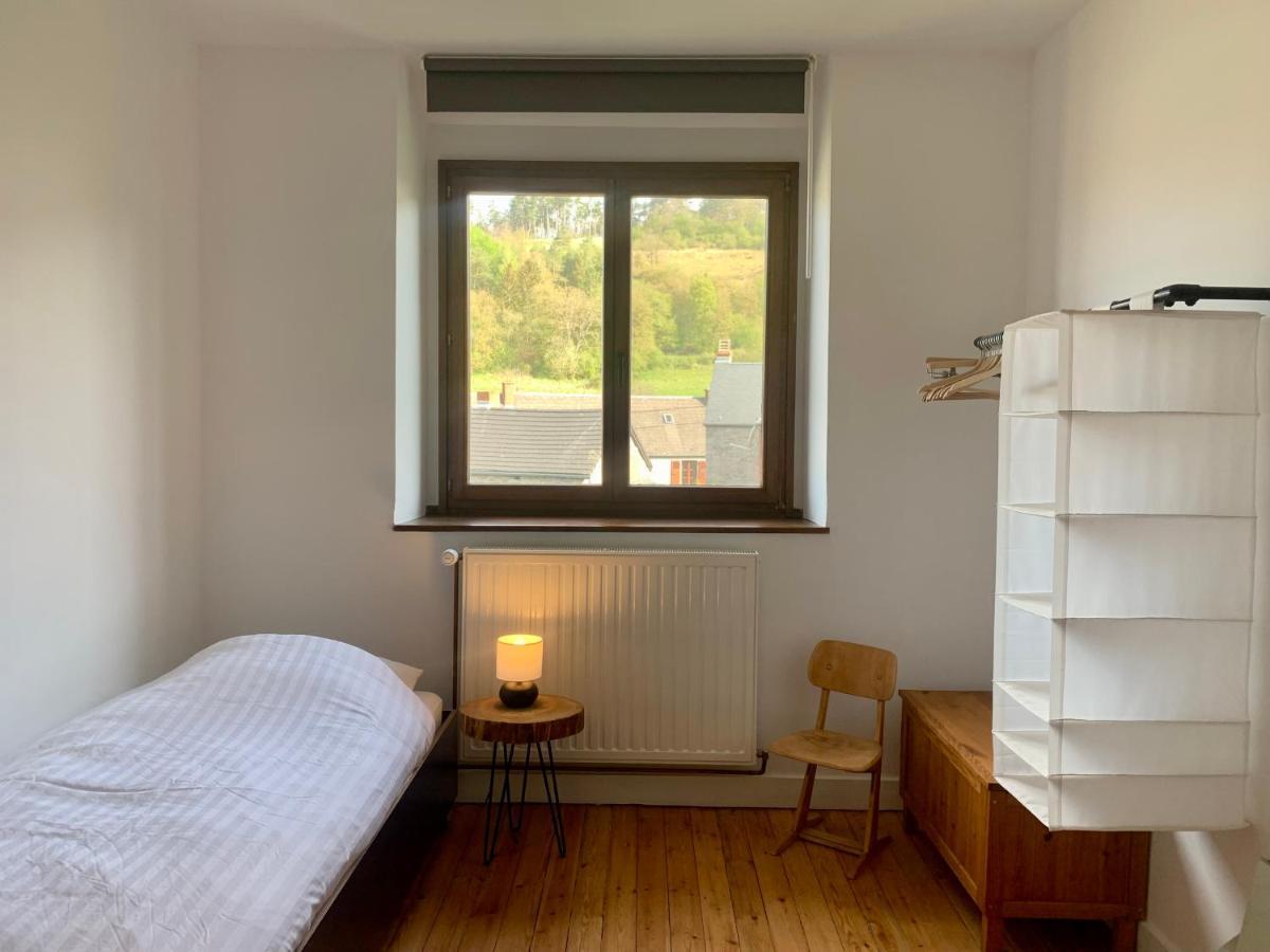 Gezellige Villa Met Open Haard En Zonnige Tuin. Doische Luaran gambar